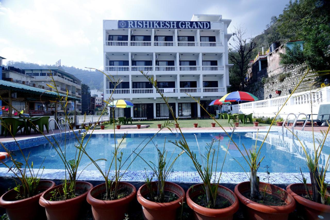 Rishikesh Grand Hotel Exterior photo