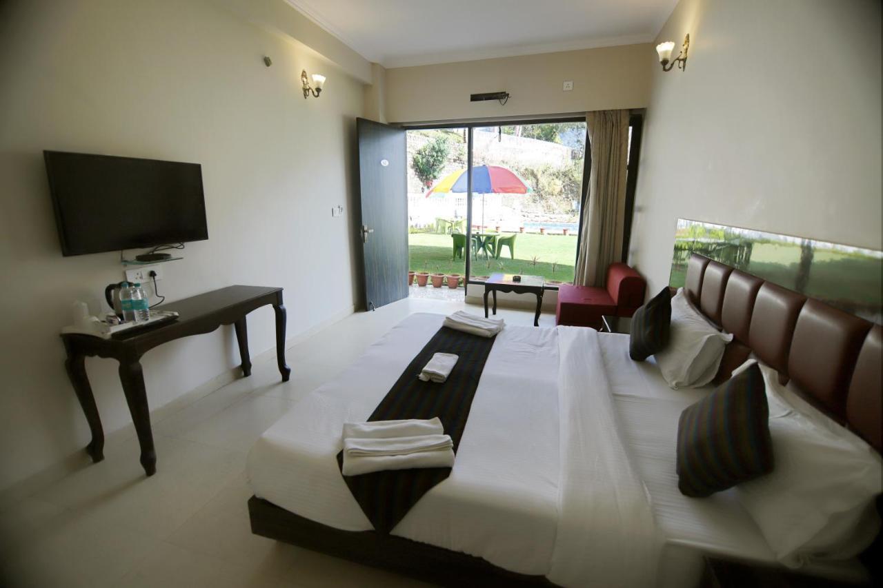 Rishikesh Grand Hotel Exterior photo