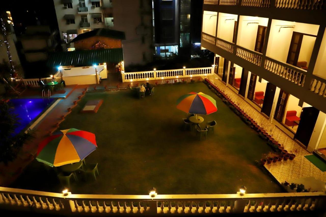Rishikesh Grand Hotel Exterior photo