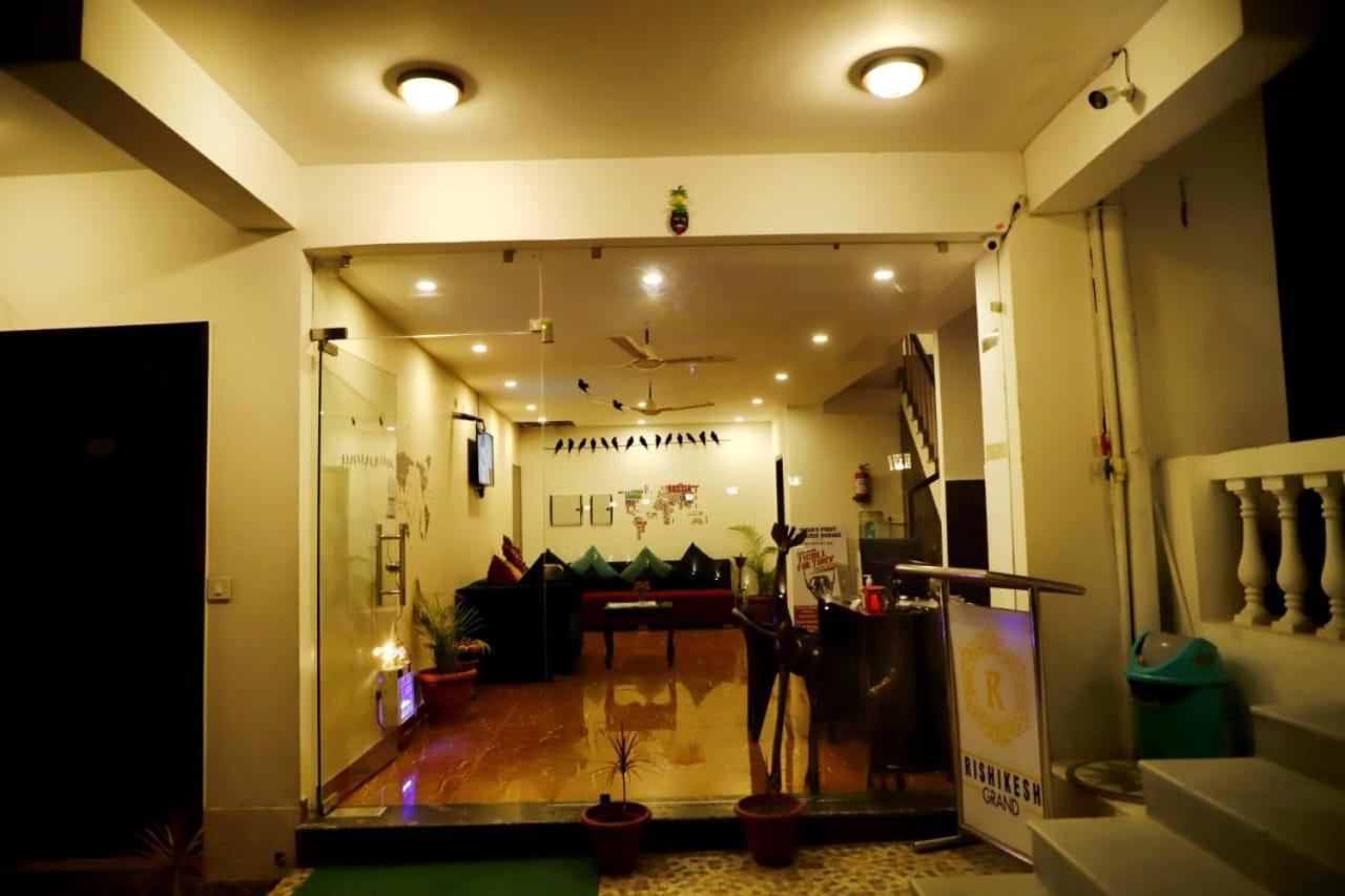 Rishikesh Grand Hotel Exterior photo